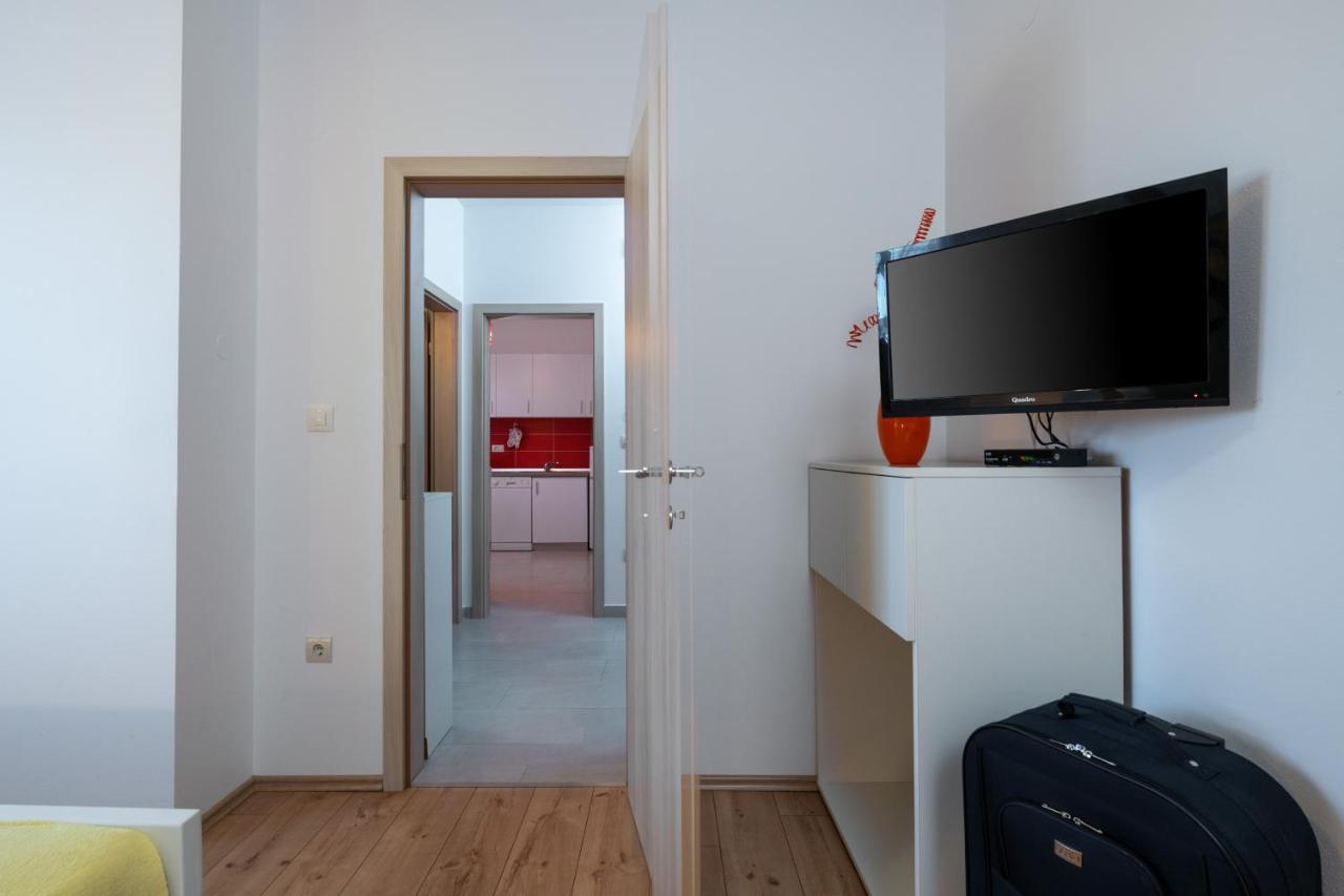 Apartments Greta & Ivona PUY 외부 사진